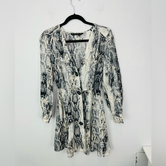 Zara Black Grey White Python Snake Print Button Down Long Sleeve Dress - Picture 4 of 10